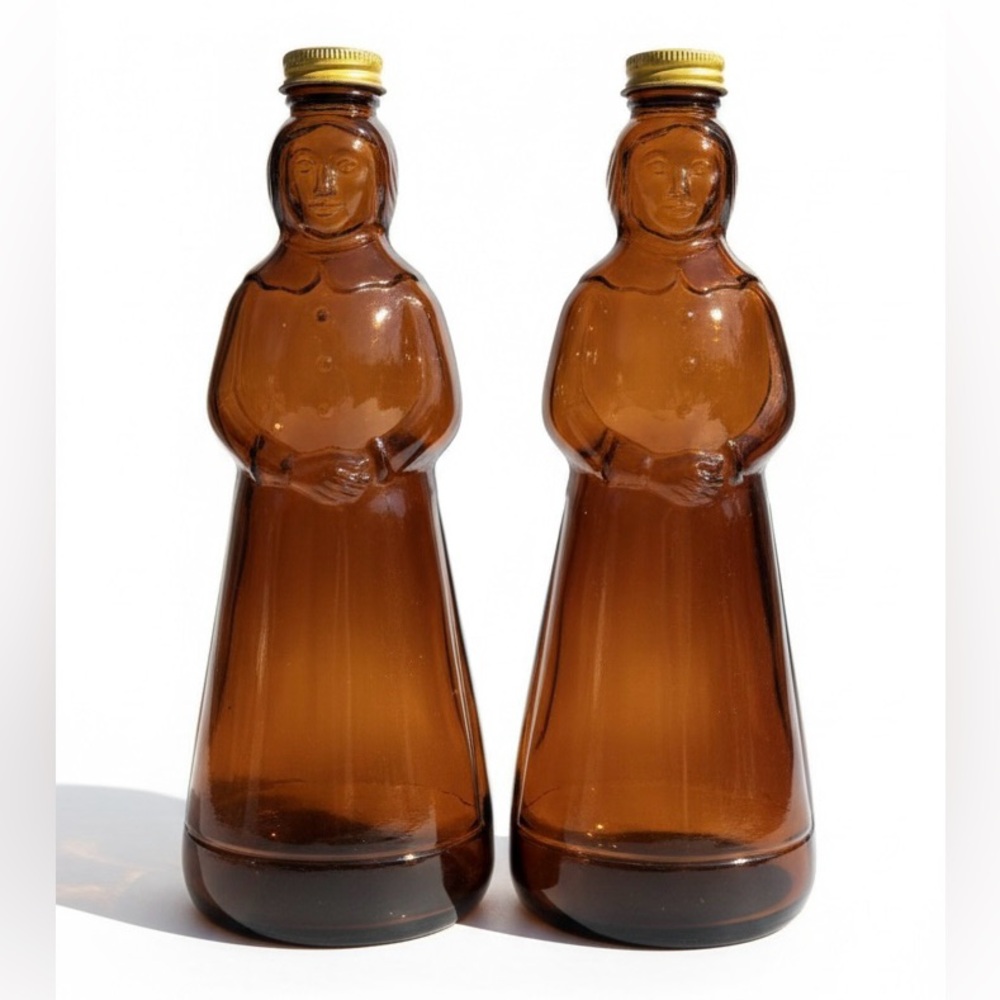 VTG ~ 2 Mrs. Butterworth’s Amber Glass Figurine Bottles w/ metal caps Circa 1974